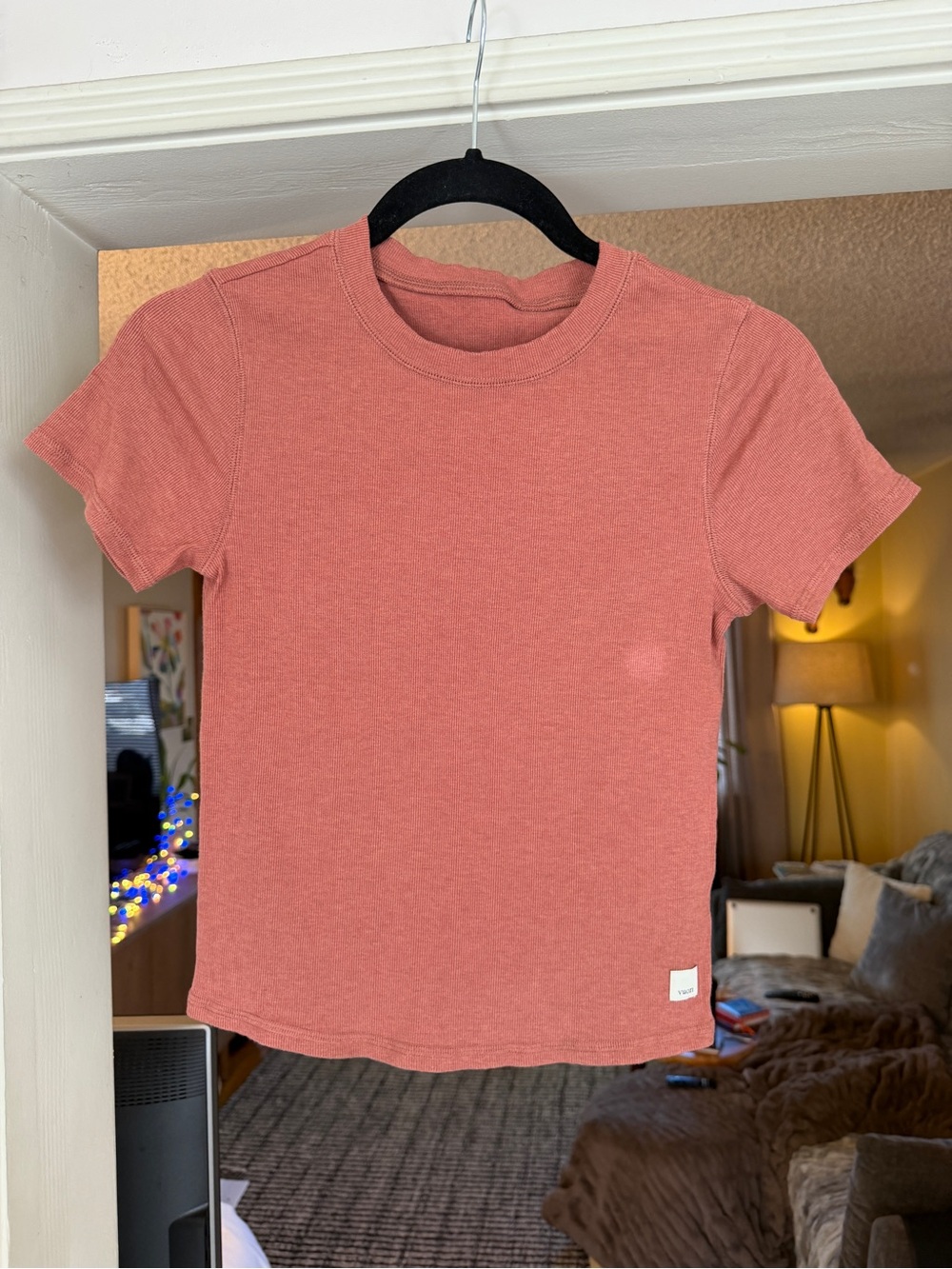 Vuori Pose Fitted Tee